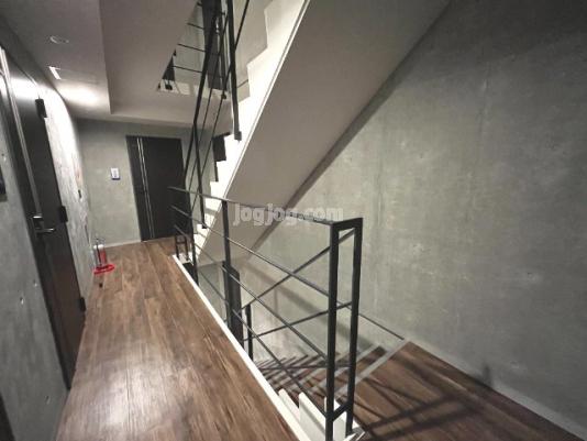 札幌市西区西町北１９丁目の賃貸マンションのロビー