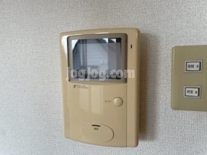 アヴェニールのセキュリティ|モニター付きインターホンで来客確認も安心です！