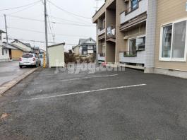 光ハイツの駐車場