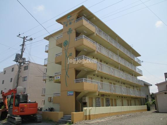 クローバーズマンション広和の外観