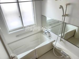 シャトーム柏木町の浴室