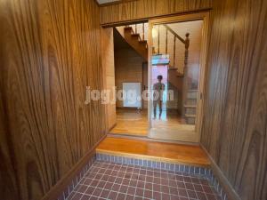 美園１条２丁目戸建の玄関