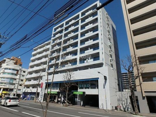 ネオアージュ裏参道の外観