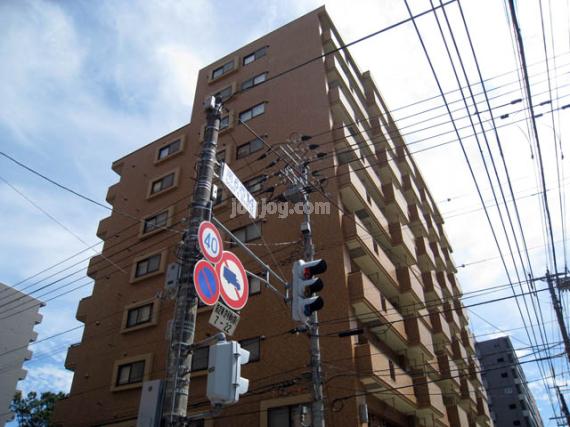 ダイアパレス西線の外観