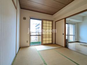 ダイアパレス西線の内装
