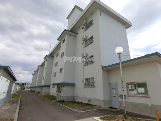ビレッジハウス函館１号棟の外観