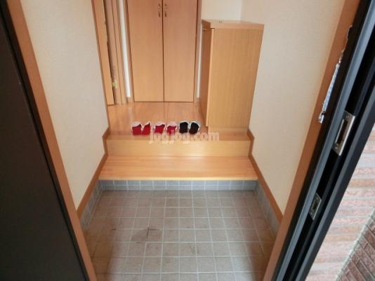 カトレアＡの玄関