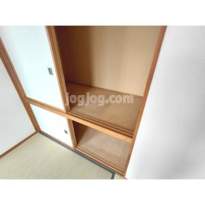 スシキンプラザの収納