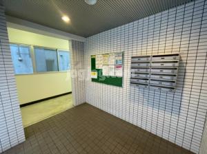 札幌市中央区南四条西９丁目の賃貸マンションのロビー
