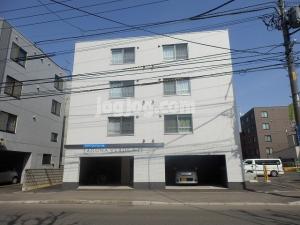 ラグナベルデ北２２条の駐車場