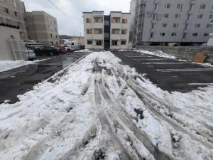 千歳市大和１丁目のアパートの駐車場