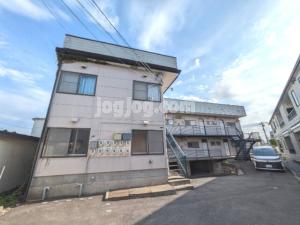 函館市富岡町１丁目のアパートの外観