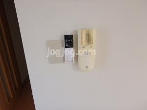 アパートメント３２２のセキュリティ
