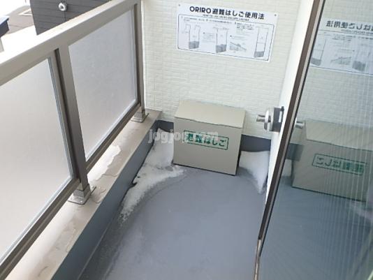 ジェーハイツ新中野３のバルコニー