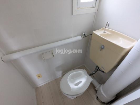 ビレッジハウス恵み野１号棟のトイレ