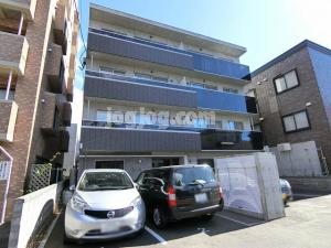 マスカレーゼの駐車場