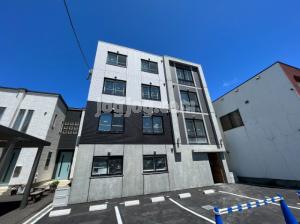 ＡＳＴＥＲ　ＳＨＩＲＯＩＳＨＩの外観