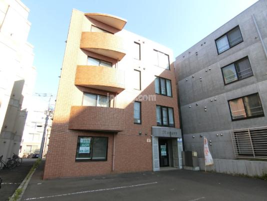 ラガーハイム本郷通の外観