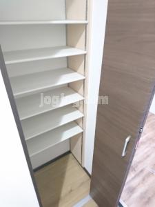ａｍｉ本町（エーエムアイモトマチ）の収納