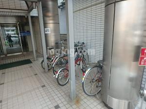 山京ガーデンハイツ西１５のロビー