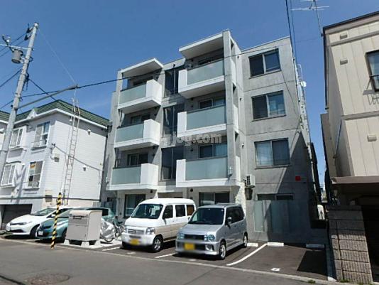ルジュール麻生の外観