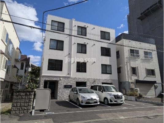 札幌市中央区北十二条西１５丁目の賃貸マンションの外観