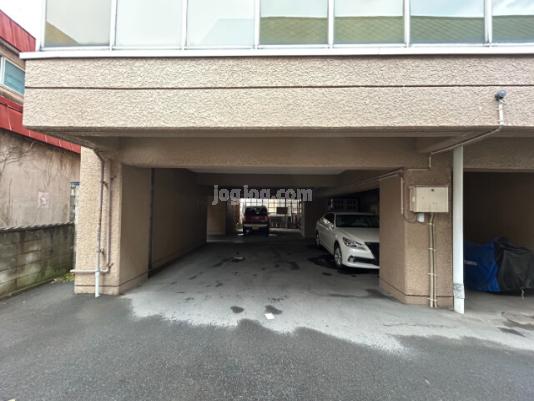 ラフェリア長島の駐車場